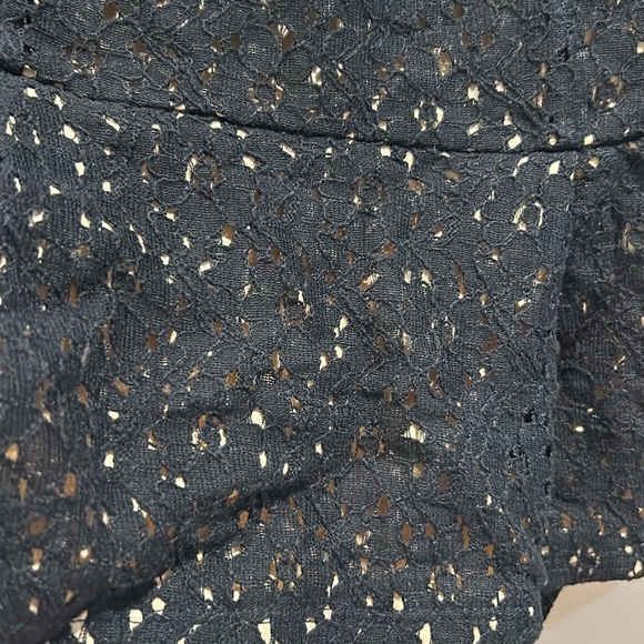 🎁Dressy lace black top lined - Picture 3 of 6